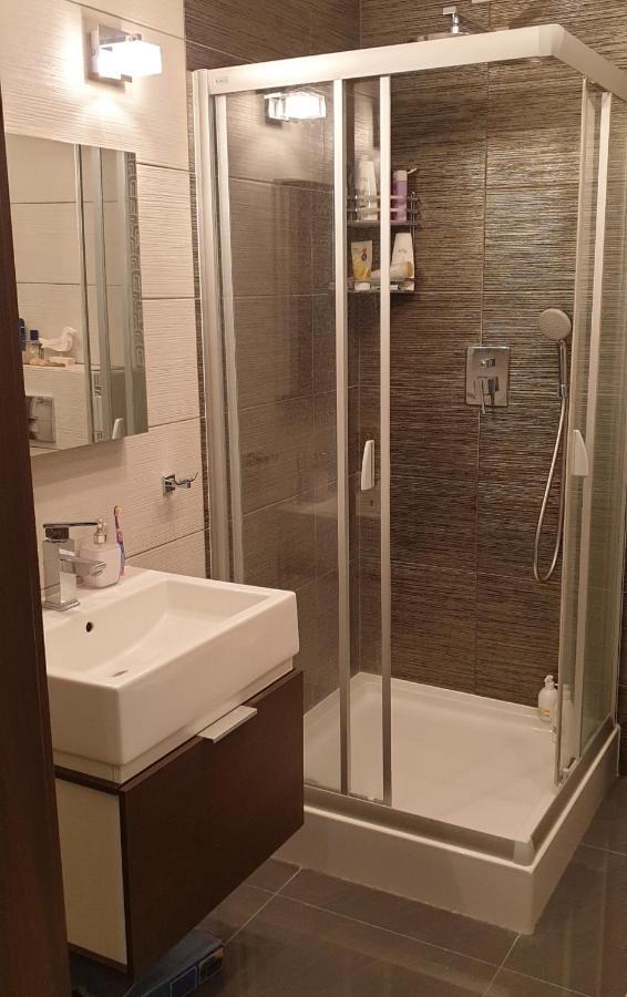 Apartamento Apartament Amber Z Duzym Tarasem Kołobrzeg Exterior foto